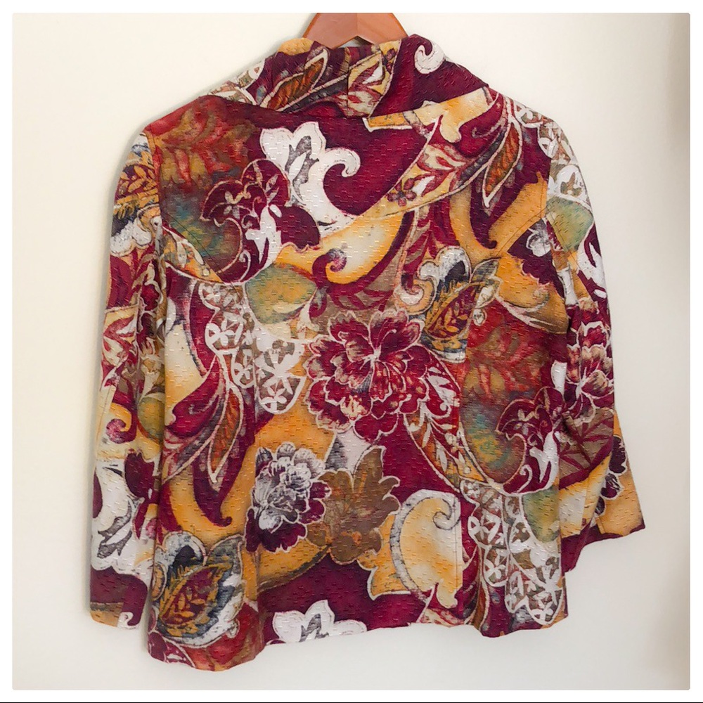❤️Stunning Chico’s 3/4 sleeve jacket, cute collar - Picture 5 of 8